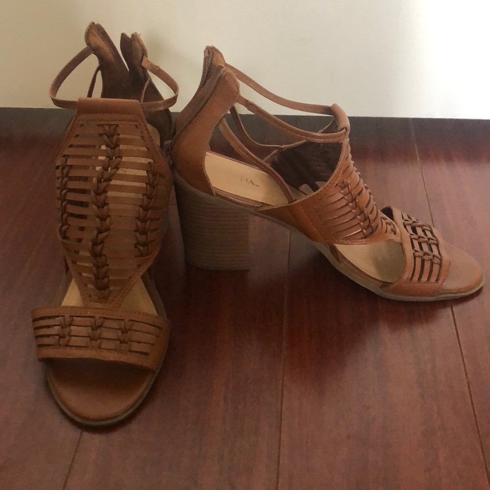 Thick heel sandals
